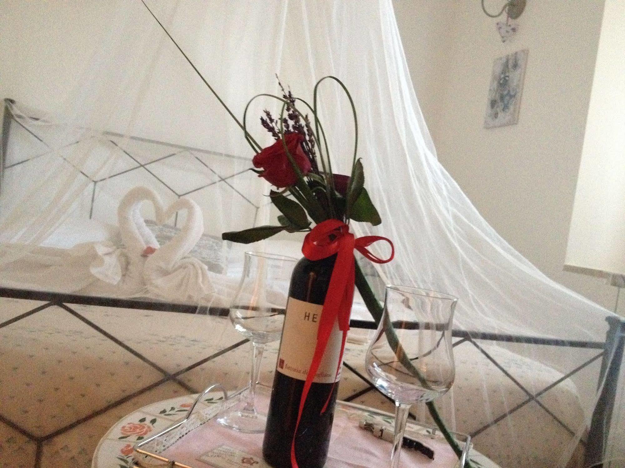 Le Tartarughe Rooms Magliano in Toscana Εξωτερικό φωτογραφία